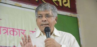 prakash-ambedkar-first-reaction-to-whom-vba-going-to-support-in-andheri-east-bypolls-bjp-or-shivsena-news-update-today