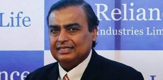 earning-of-90-crores-every-hour-mukesh-ambani-is-moving-fast-towards