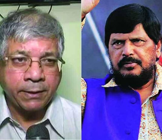 so-we-will-not-vaccinate-vba-prakash-ambedkar-at-all- central-minister-Ramdas Athawale