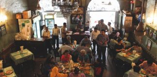 maharashtra-weekend-lockdown-weekend-lockdown- break-the-chain- rules-and-guidelines-for-hotel-restaurant-bar-guidelines-for-private-transport-news-updates