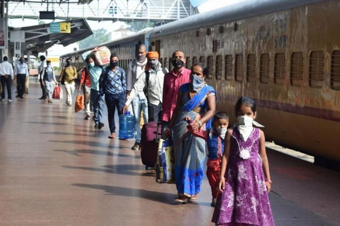 19-trains-from-mumbai-pune-to-the-rest-of-maharashtra-train-canceled-news-list