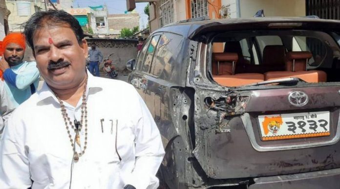 shivsena-mla-sanjay-gaikwad-car-burned-by-unknown-people-news-update
