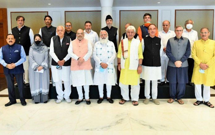 shivsena-saamana-editorial-pm-narendra-modi-jammu-kashmir-leaders- gupkar-gang- meet-terrorist-attack-news-update shivsena-saamana-editorial-pm-narendra-modi-jammu-kashmir-leaders- gupkar-gang- meet-terrorist-attack-news-update