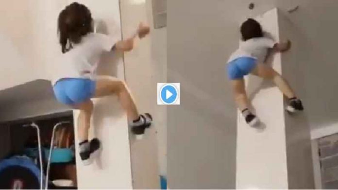 small-girl-climbing-up-on-pillar-video-goes-viral-on-social-media-news-update