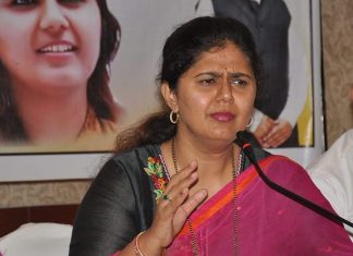 pankaja-munde-helicopter-technical-glitch-chhatrapati-sambhajinagar-latur-visit-news-update-today