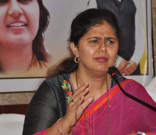 pankaja-munde-helicopter-technical-glitch-chhatrapati-sambhajinagar-latur-visit-news-update-today
