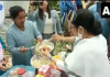 west-bengal-chief-minister-mamata-banerjee-serves-panipuri-at-a-stall-during-her-visit-to-darjeeling-news-update-today