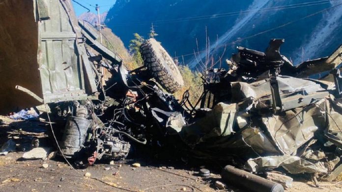 16-indian-army-jawans-killed-in-road-accident-in-sikkim-news-update
