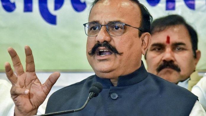 The Modi government is looting the public's pockets through the hike in petrol and diesel prices; if you cannot control inflation, step down from power: Harshvardhan Sapkal The Modi government is looting the public's pockets through the hike in petrol and diesel prices; if you cannot control inflation, step down from power: Harshvardhan Sapkal
