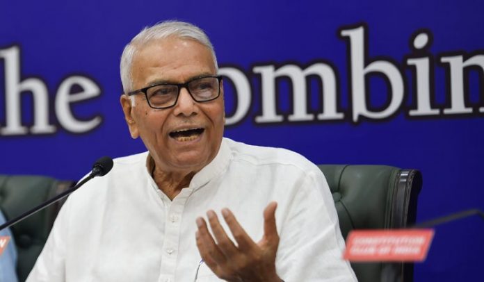 yashwant-sinha-FREEPRESSINDIA.IN India is currently facing a grave crisis; only the Congress, not the Modi government, can save the country from this crisis—‘Modi must go’: Yashwant Sinha