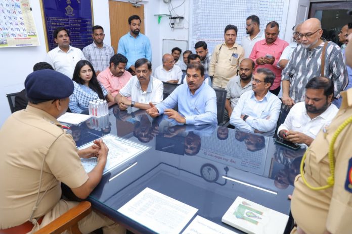Register cases against the Mumbai Police for forcibly rounding up tribal students: Naseem Khan